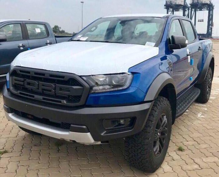 Ford Raptor 2.0L Bi - Turbo 2019 mới
