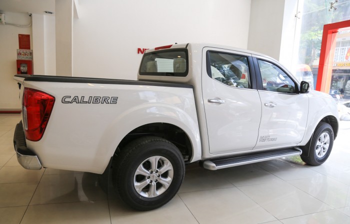 Nissan Navara EL 2018 Màu Trắng