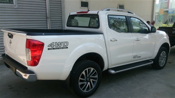 Nissan Navara VL 2018 Màu Trắng