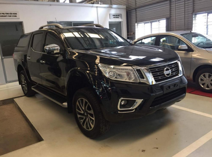 Nissan Navara VL 2018 Màu Đen