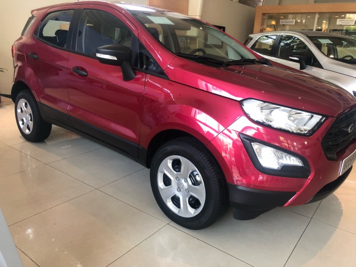 Giá xe Ford Ecosport Ambient 1.5L số sàn trả trước 150 triệu có xe giao ngay tại Ford Gia Định