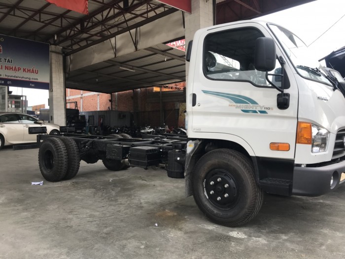 Giá xe tải Hyundai 110S 7 tấn rẻ nhất tại Hyundai Vũ Hùng, trả trước 150 triệu là có xe ngay