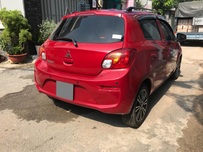 Cần bán Mitsubishi Mirage số sàn 2018 màu đỏ nhập Thái Lan.
