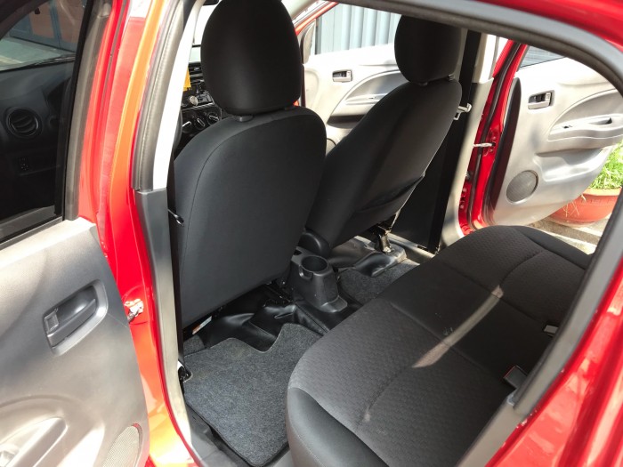 Cần bán Mitsubishi Mirage số sàn 2018 màu đỏ nhập Thái Lan.