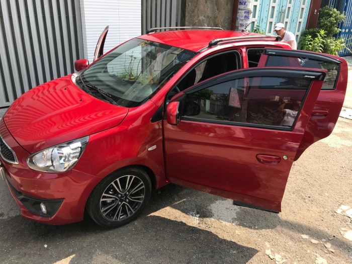 Cần bán Mitsubishi Mirage số sàn 2018 màu đỏ nhập Thái Lan.