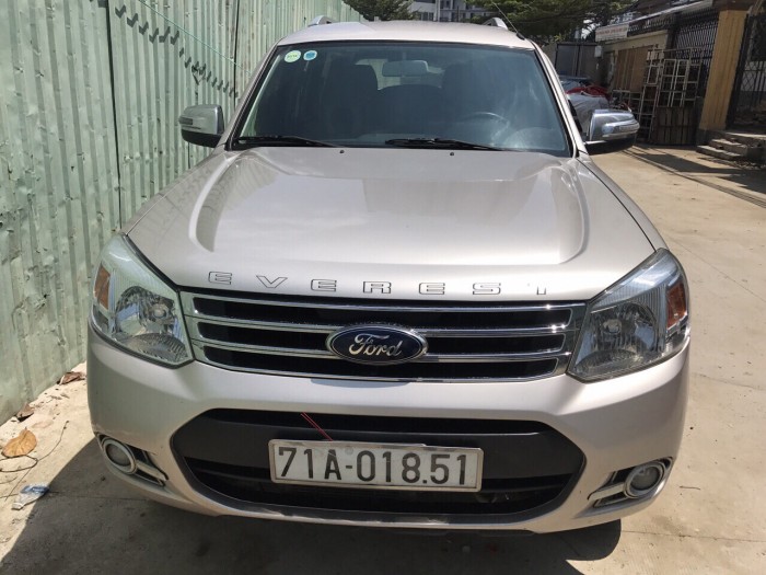 Bán Ford Everest 01 cầu sx 2k15 ghi vàng biển tỉnh