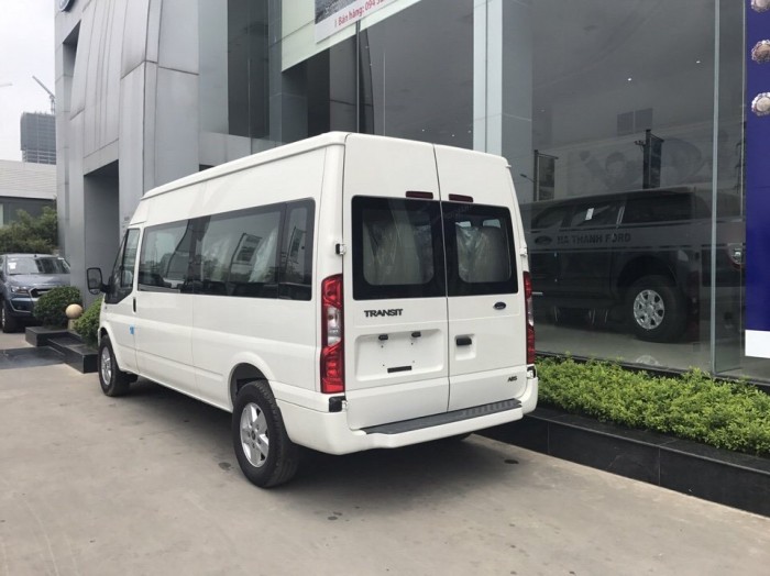 Giá xe Ford Transit Luxury 16 chổ 2019, trả trước 250 triệu có xe giao ngay tại Ford Gia Định