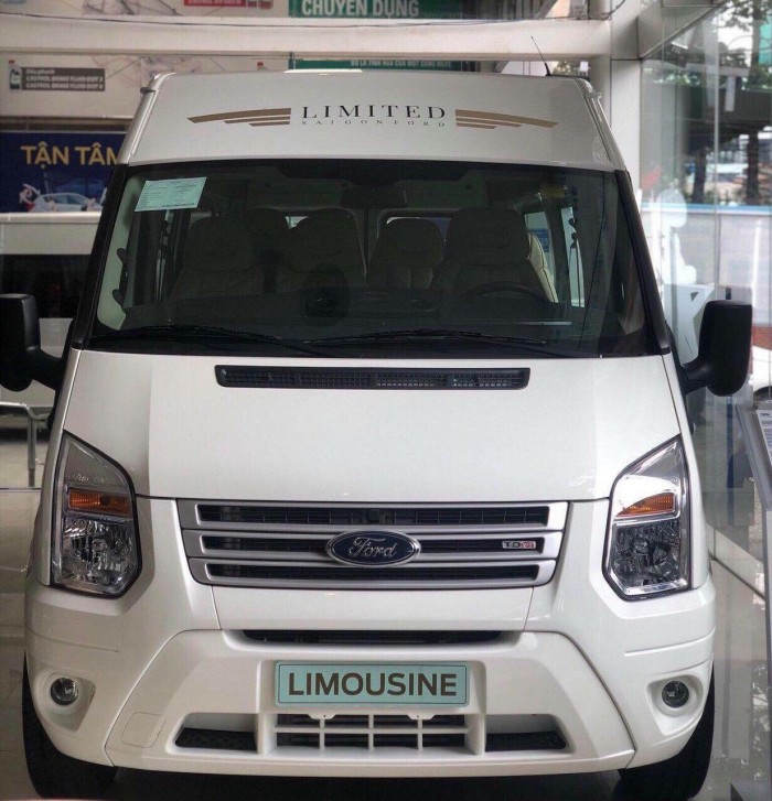 Giá xe Ford Transit SVP Limited 2019 16 chổ, trả trước 250 triệu, có xe giao ngay tại Ford Gia Định