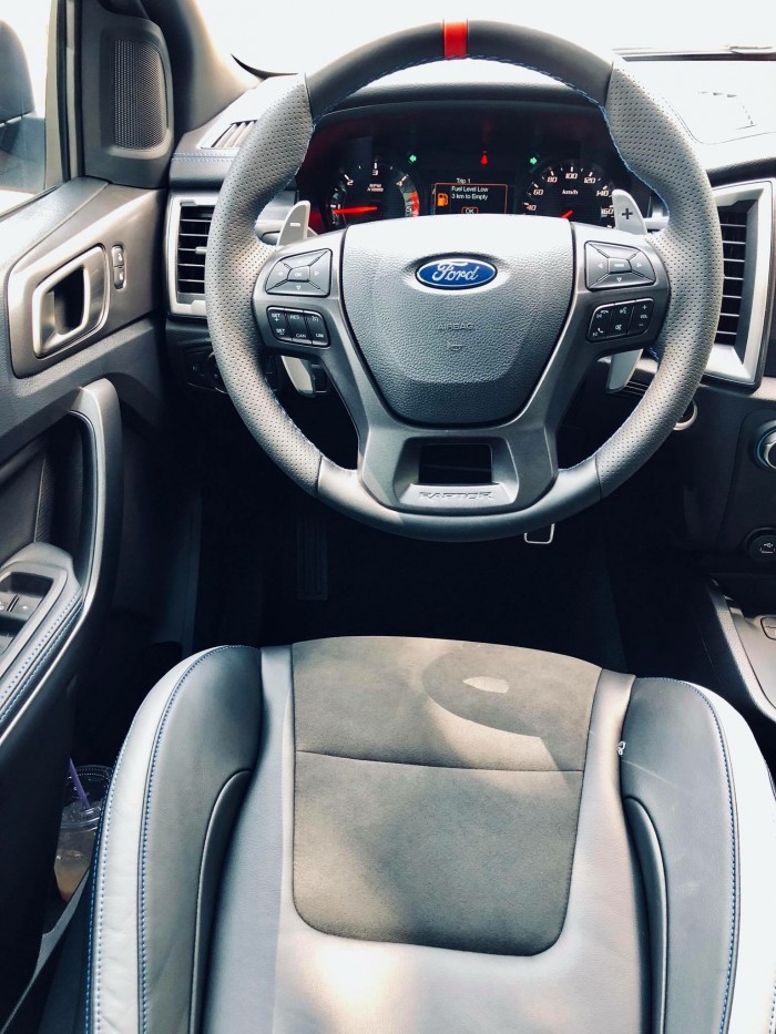 Ford Ranger Raptor 2019, màu xanh dương, trả trước 300 triệu có xe giao ngay tại Gia Định Ford