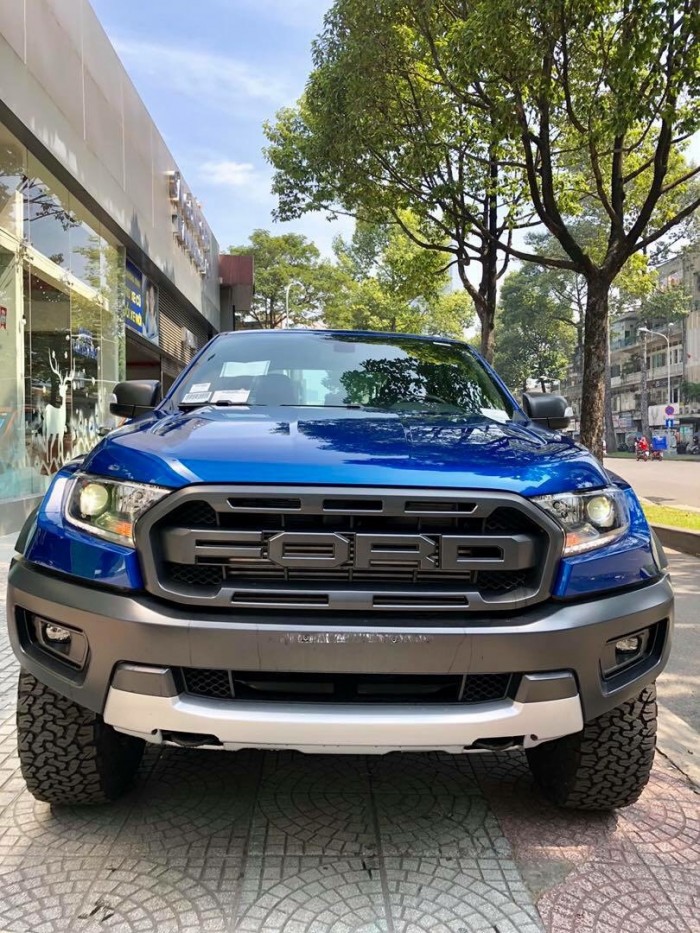 Ford Ranger Raptor 2019, màu xanh dương, trả trước 300 triệu có xe giao ngay tại Gia Định Ford