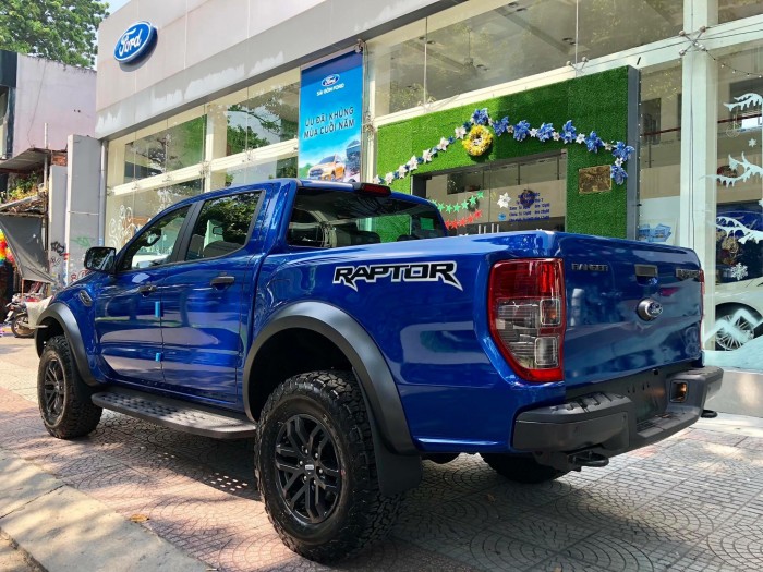 Ford Ranger Raptor 2019, màu xanh dương, trả trước 300 triệu có xe giao ngay tại Gia Định Ford