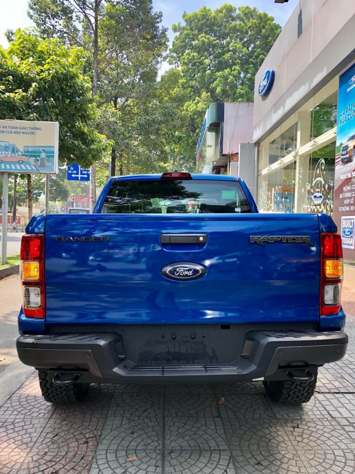 Ford Ranger Raptor 2019, màu xanh dương, trả trước 300 triệu có xe giao ngay tại Gia Định Ford