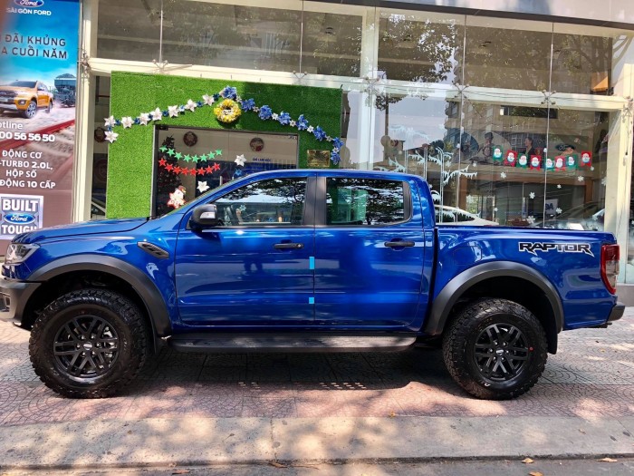 Ford Ranger Raptor 2019, màu xanh dương, trả trước 300 triệu có xe giao ngay tại Gia Định Ford