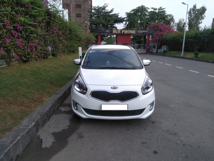 Cần bán xe Kia Rondo 2017 số tự động