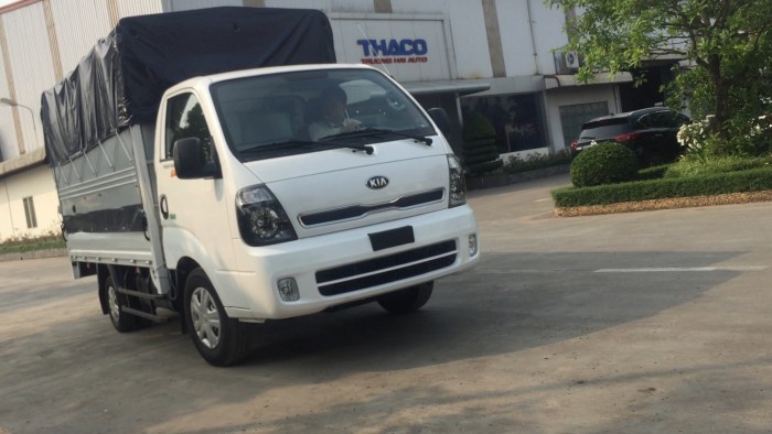 Bán xe tải k200 tải trọng thấp để vào phố phù hợp cho khách hàng là công ty