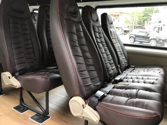 Ford Transit Luxury Limited 2019, trả trước 250 triệu, có xe giao ngay tại Ford Gia Định