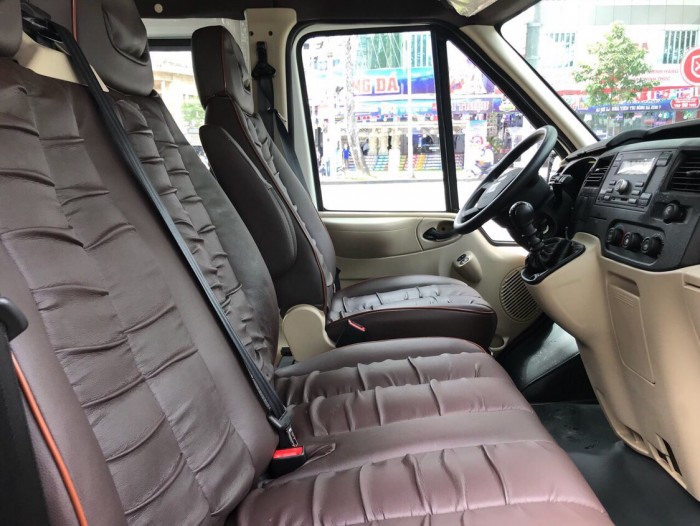 Ford Transit Luxury Limited 2019, trả trước 250 triệu, có xe giao ngay tại Ford Gia Định