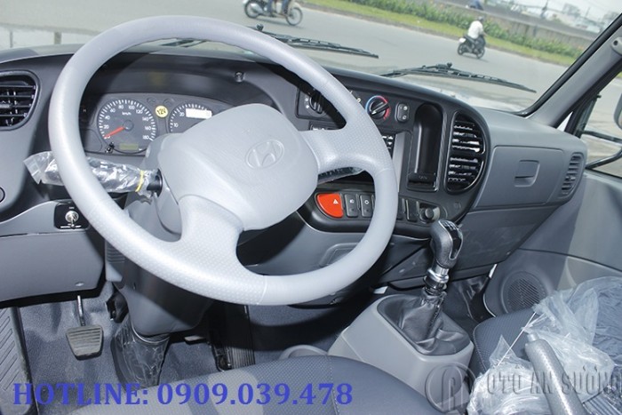 Xe tải Hyundai 2t4 tải chassi