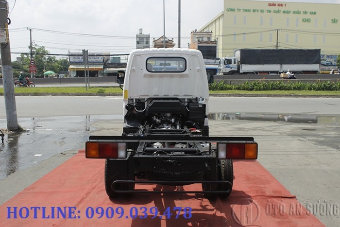 Xe tải Hyundai 2t4 tải chassi