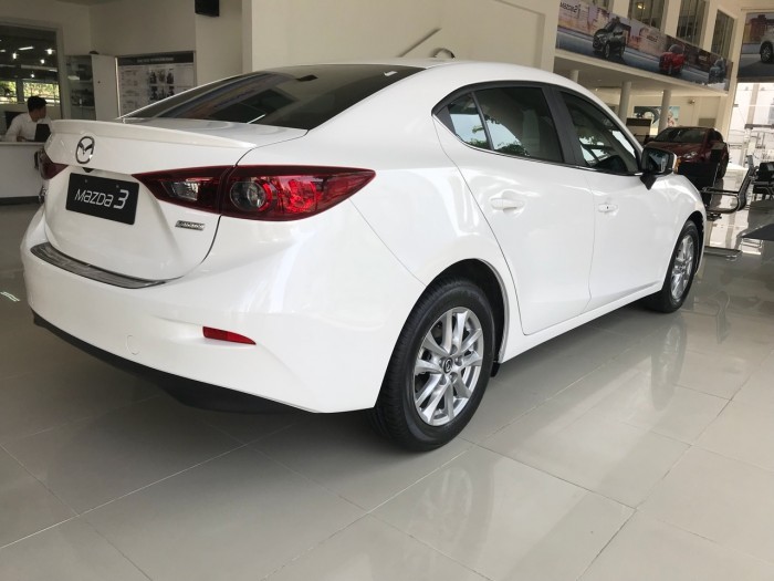 Mazda 3 (Trắng 25D) - Đủ Màu Giao Ngay