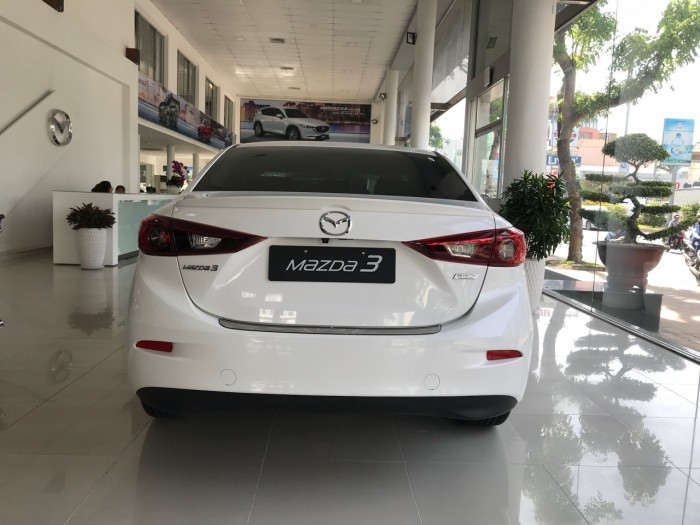 Mazda 3 (Trắng 25D) - Đủ Màu Giao Ngay