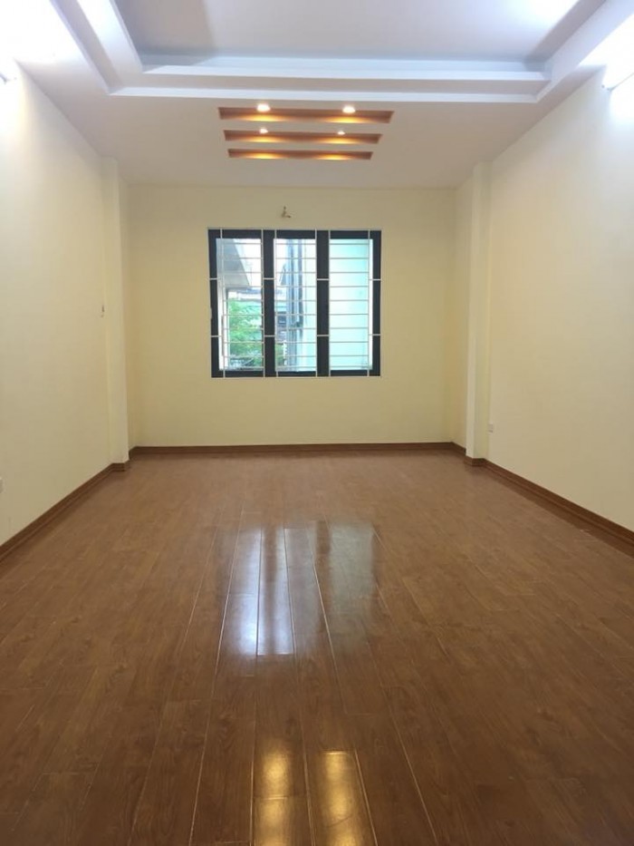 Bán nhà Hồng Mai 40m2 5 tầng, gara ô tô