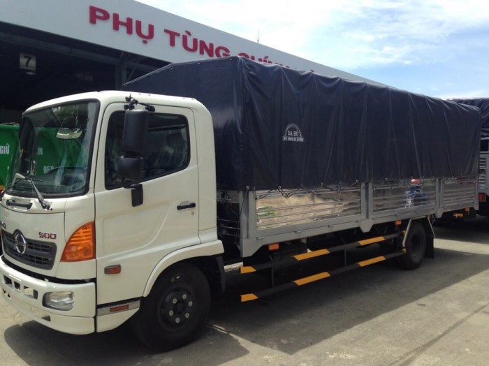 Xe tải Hino 6 tấn tphcm