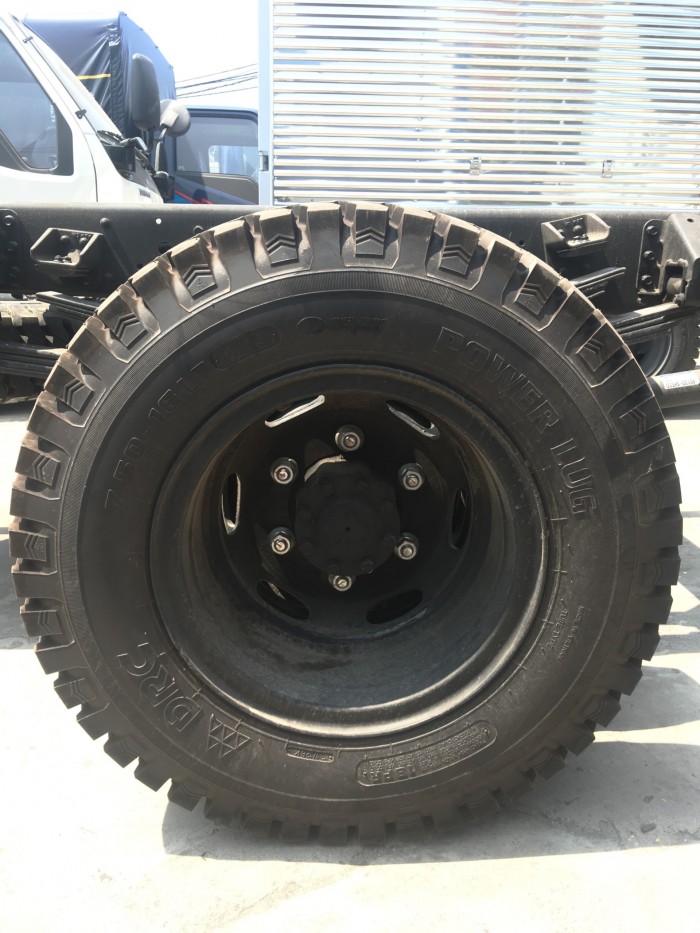 Xe tải hyundai Đô Thành iz49 tải trọng 2,4 tấn (vào thành phố), thùng dài 4m2, nhiều quà tặng, khuyến mãi hấp dẫn, tặng ngay 8 triệu thuế trước bạ, trả trước 60 triệu nhận xe ngay.