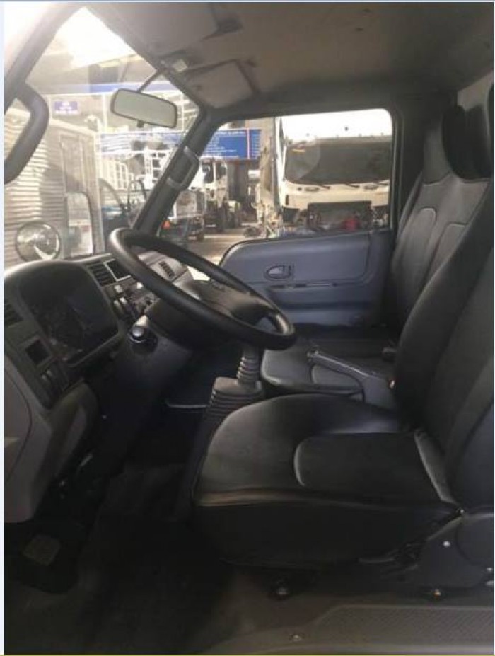 Bán xe tải 2 tấn 4 IZ49 đời 2018