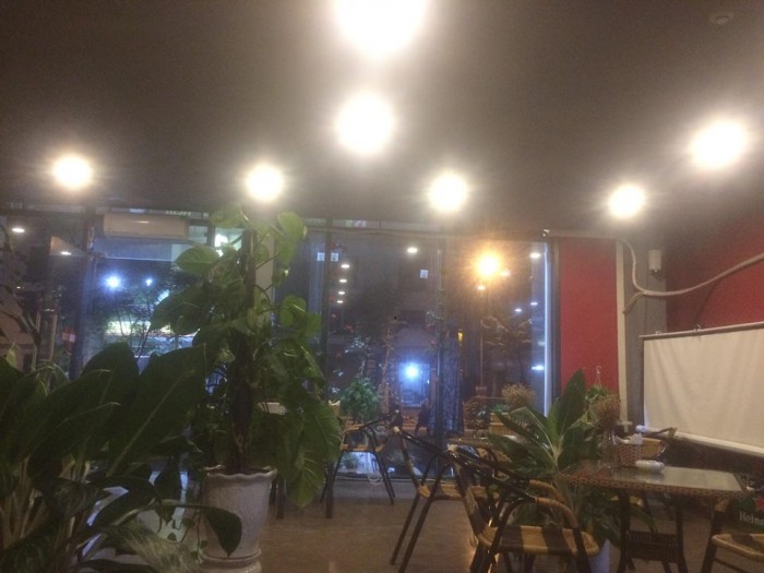 Cho thuê quán cafe ,tầng 1 housinco