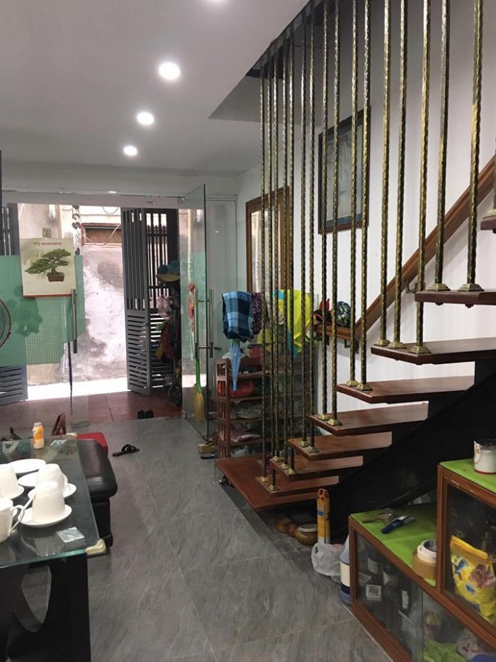 Bán Nhà Trường Chinh, 45m2 * 4t, Đẹp, Tiện Ích, Gần Oto