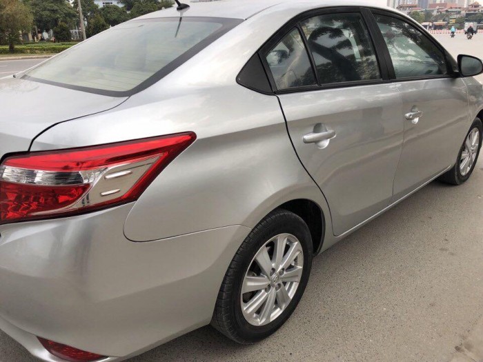 Cần bán Vios 2014, số sàn, màu bạc, phom mới.
