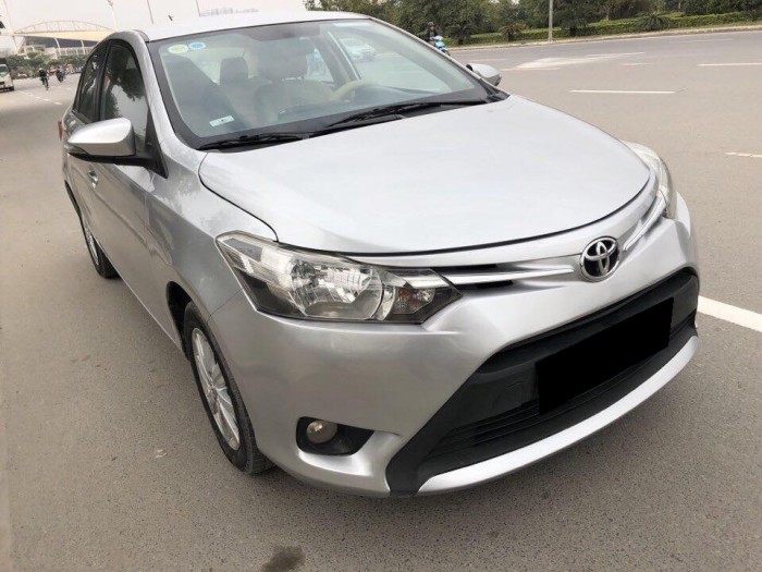 Cần bán Vios 2014, số sàn, màu bạc, phom mới.