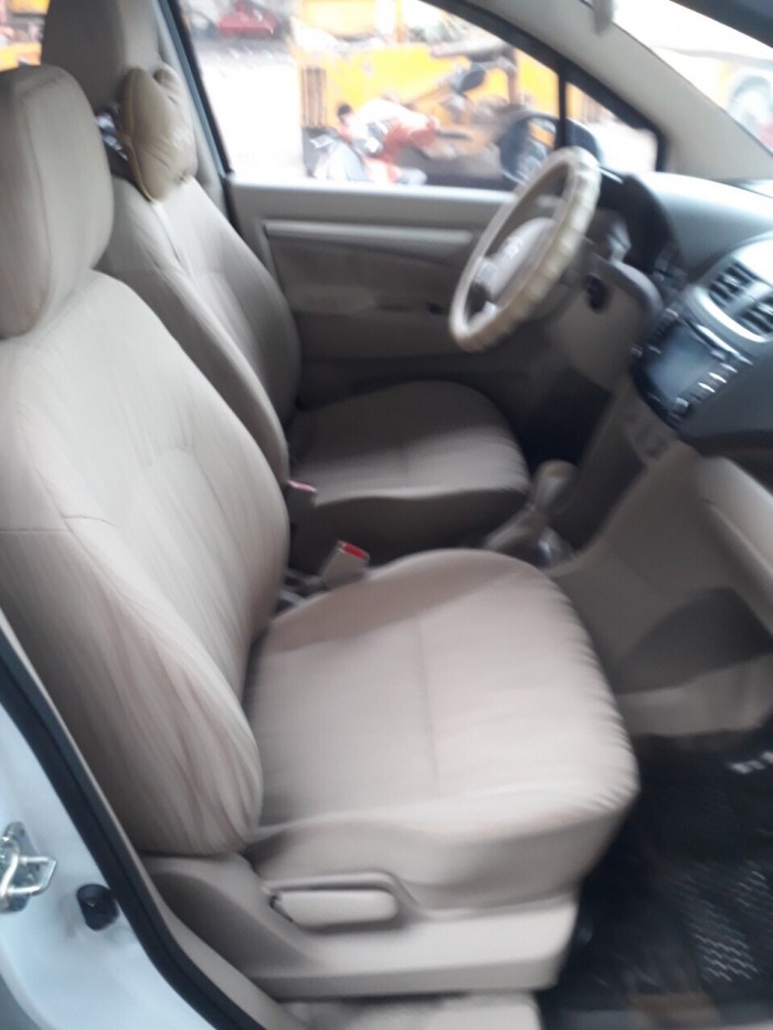 Cần bán xe Suzuki Eatiga 2016 ,màu trắng ngọc trinh
