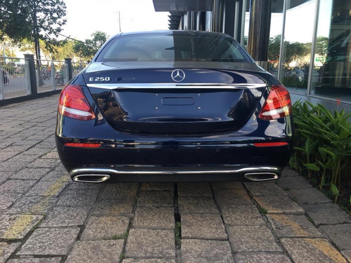 Bán E250 , sx 2018, xe giao ngay , hổ trợ vay vốn  cao, lãi suất tháp