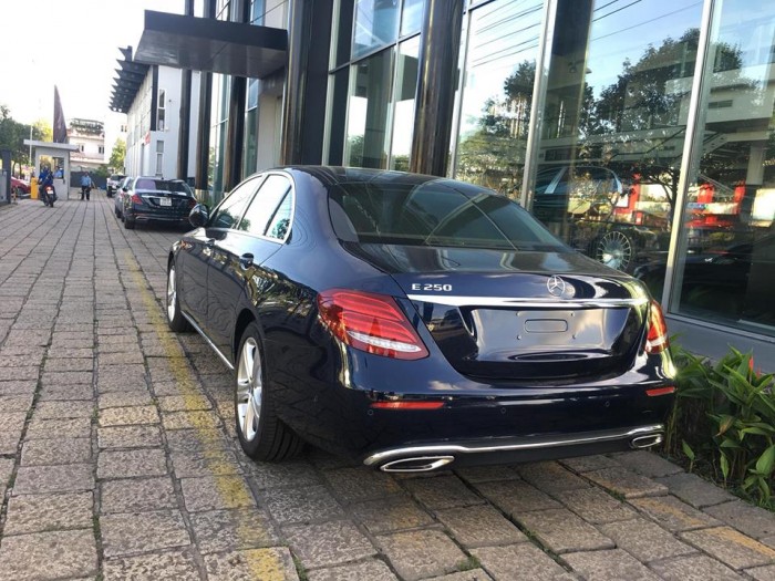 Bán E250 , sx 2018, xe giao ngay , hổ trợ vay vốn  cao, lãi suất tháp