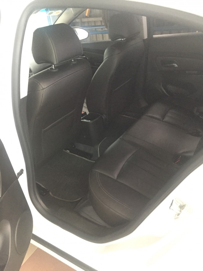 Bán Chevrolet Cruze 1.6 LS sx 2017 chạy lướt đúng 20.000km.