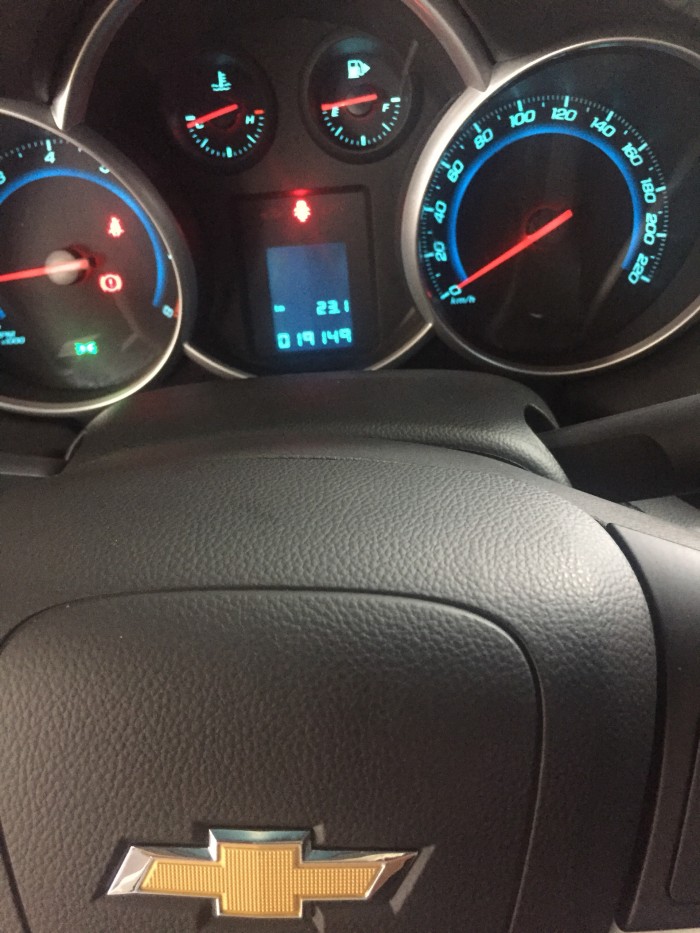 Bán Chevrolet Cruze 1.6 LS sx 2017 chạy lướt đúng 20.000km.