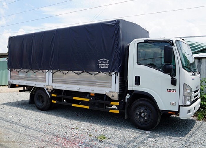 Xe tải Isuzu 3 tấn 5, thùng dài, trả trước 70 triệu có ngay xe tại nhà