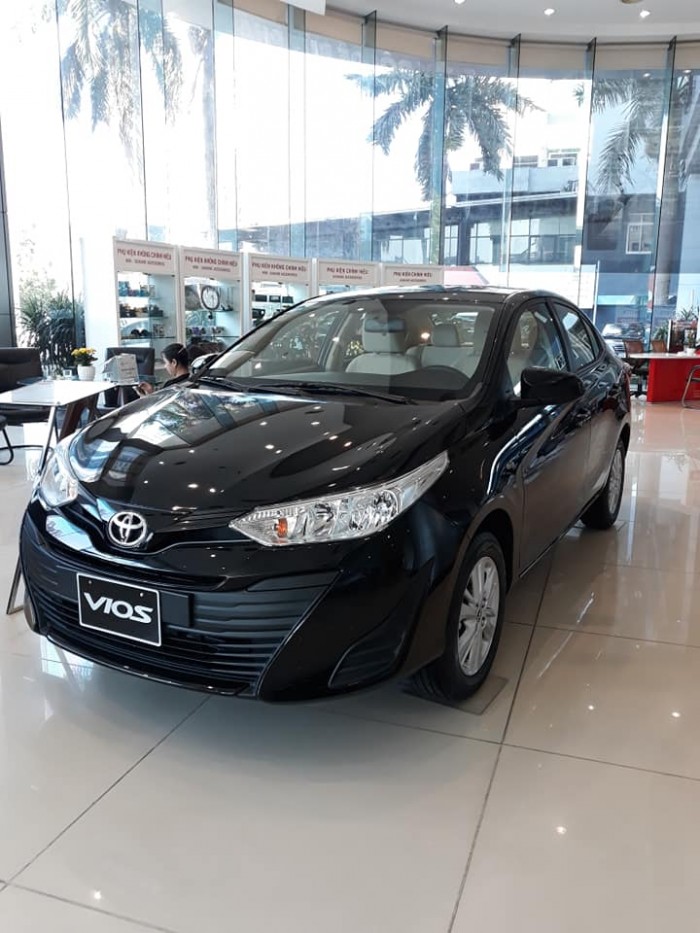 Bán xe Toyota Vios 1.5E. Giá cực sốc, giao xe ngay