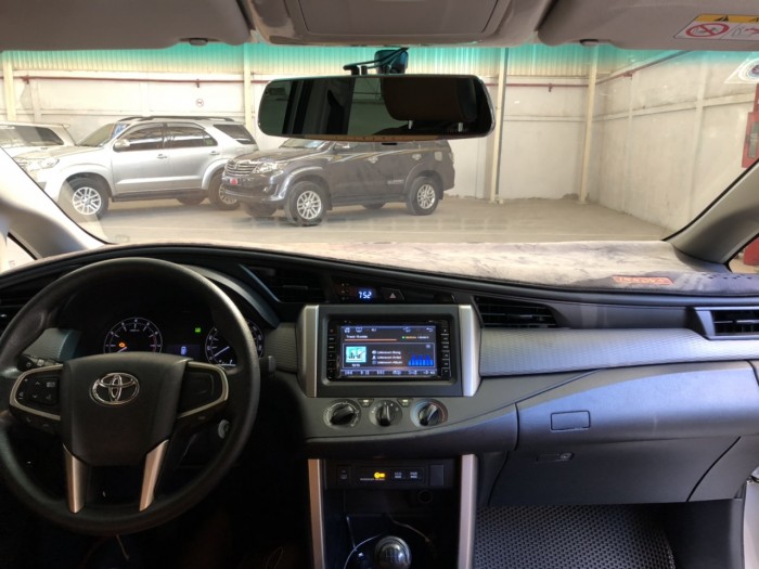 Bán xe cũ Innova 2.0E Số sàn đời 2016, giá tốt ALo