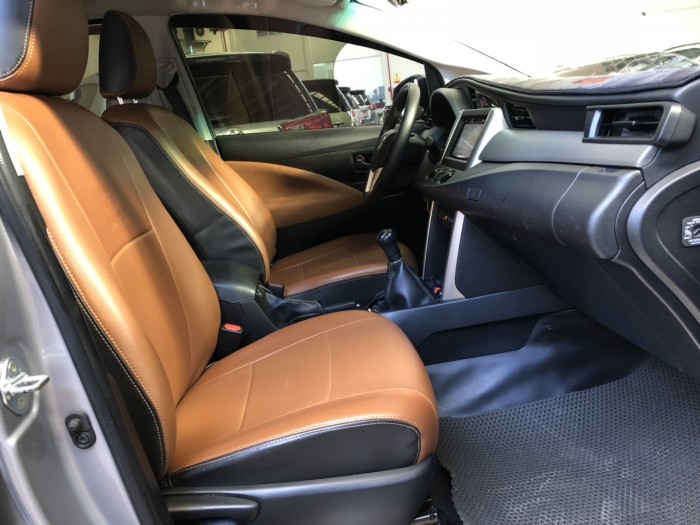 Bán xe cũ Innova 2.0E Số sàn đời 2016, giá tốt ALo