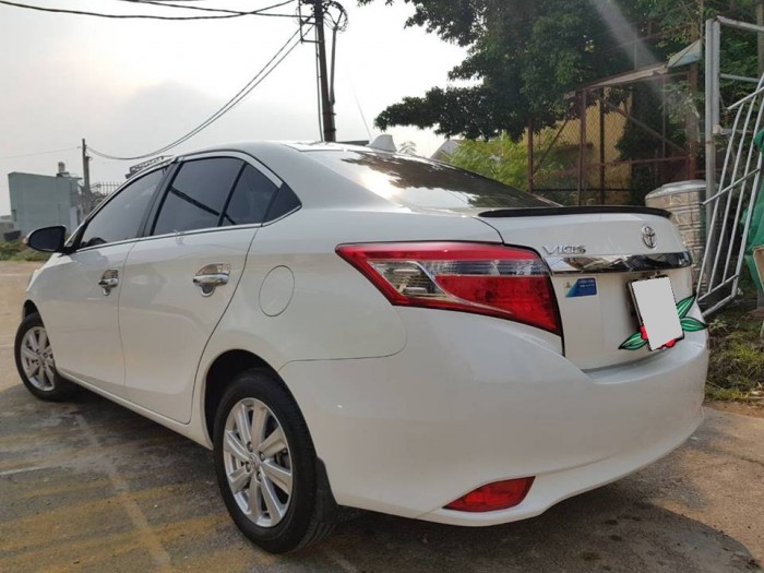Cần bán xe Toyota Vios G 2016 số tự động màu trắng,