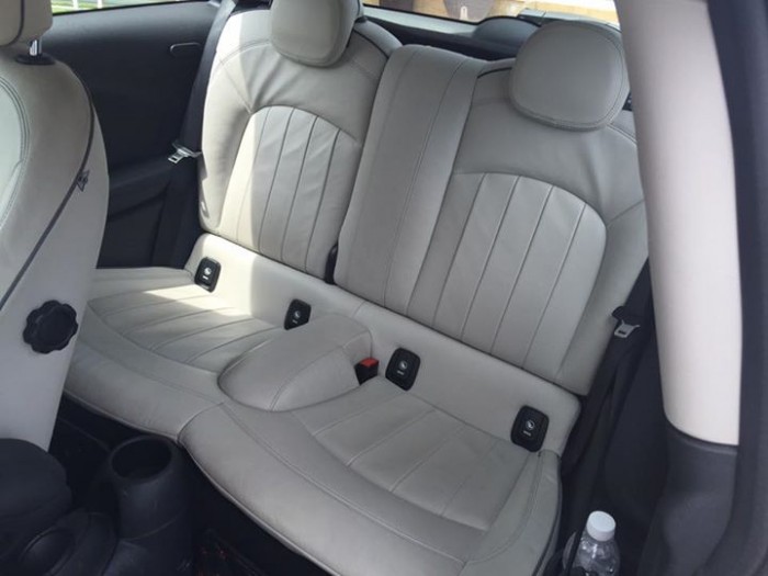 Bán em MINI Cooper 2015 màu đỏ 2 cửa nhập khẩu Anh