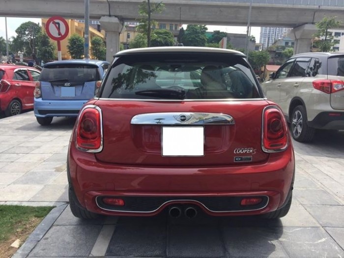Bán em MINI Cooper 2015 màu đỏ 2 cửa nhập khẩu Anh