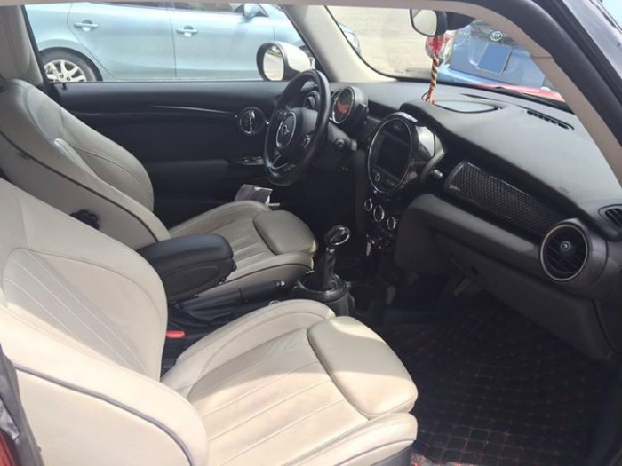 Bán em MINI Cooper 2015 màu đỏ 2 cửa nhập khẩu Anh
