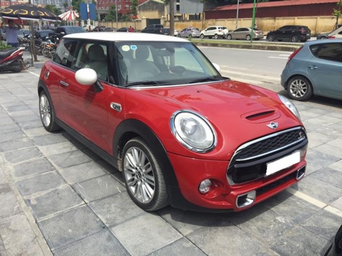 Bán em MINI Cooper 2015 màu đỏ 2 cửa nhập khẩu Anh