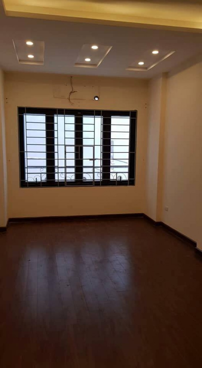 Phân Lô Gara Ô Tô Lê Trọng Tấn Lê Trọng Tấn, 40m2 X 5 Tầng