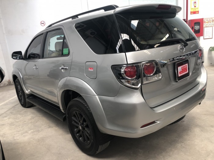 Bán Fortuner Máy dầu 2016 số sàn, trả góp, giá tốt