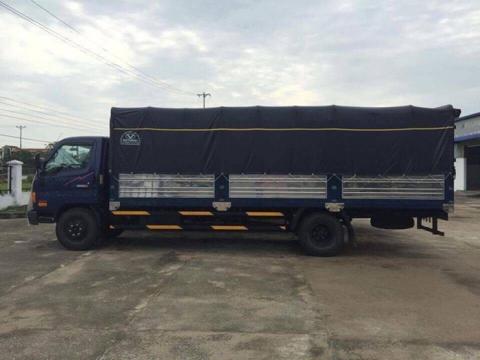 Xe tải Hyundai HD120SL tải trọng 8 tấn, thùng dài 6m3